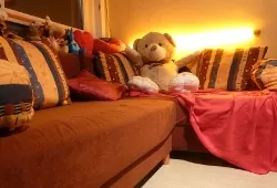 Sofa mit Teddy